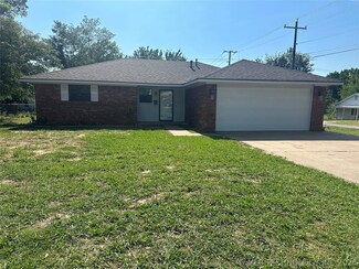 700 S Osage Ave, Okmulgee, OK 74447
