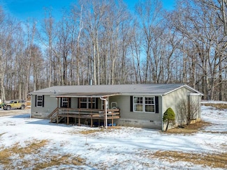 254 Little Ridge Rd, Saint Marys, WV 26170