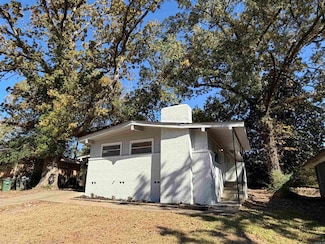 34 Belmont Dr, Little Rock, AR 72204