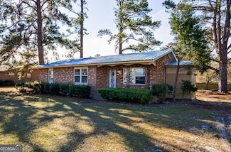 36 Strozier St, Mc Rae, GA 31055