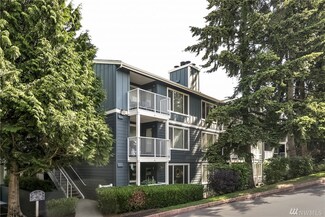 300 N 130th St Unit 2206, Seattle, WA 98133