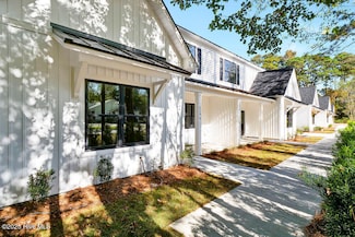 202 Beasley Rd Unit B, Wilmington, NC 28409