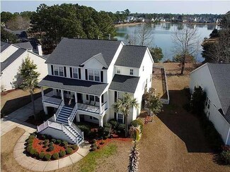 1628 Oakhurst Dr, Mount Pleasant, SC 29466