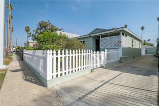 5864 Bonsallo Ave, Los Angeles, CA 90044