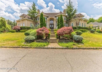 312 Sinclair Ct, Morganville, NJ 07751