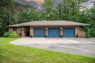 W828 Evergreen Ct, Spring Valley, WI 54767