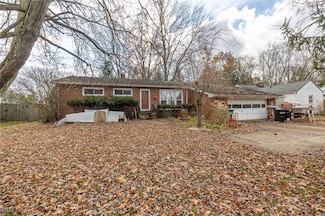 12387 W Sprague Rd, North Royalton, OH 44133