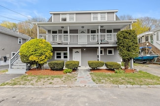 435 Newport Rd, Hull, MA 02045