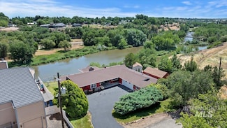 22020 Rio Vista Dr, Caldwell, ID 83607