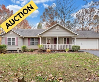2161 Flint Hill Rd, Moneta, VA 24121