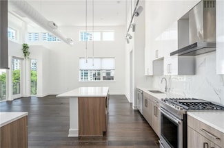 775 Juniper St NE Unit 605, Atlanta, GA 30308