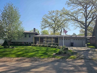 113 Elm St, Hudson, IA 50643