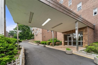 300 N Broadway Unit 7B, Yonkers, NY 10701
