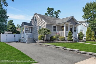54 Collins Ave, Port Monmouth, NJ 07758