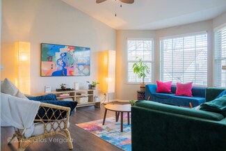 615 E Victoria Cir Unit 17/02, North Aurora, IL 60542