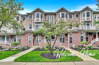 274 Roslyn Ct, West New York, NJ 07093