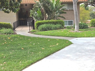 3015 Via Buena Vista Rd, Laguna Woods, CA 92637