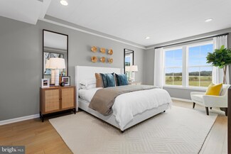 644 Hemsworth Ln, Winchester, VA 22601