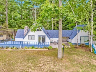 4323 E Vail Ln, Gaylord, MI 49735