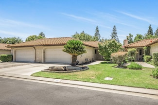 115 Prince Ln, Madera, CA 93637