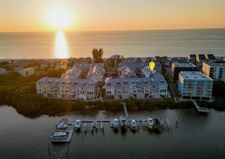 19915 Gulf Blvd Unit 605, Indian Shores, FL 33785