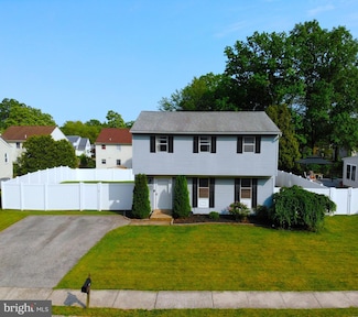 621 Rustic Dr, Perkasie, PA 18944