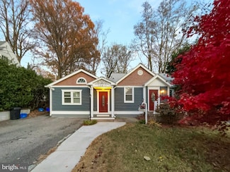10811 Pearson St, Kensington, MD 20895