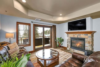 616 N 3rd St Unit 307, McCall, ID 83638