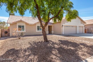 7715 S Zircon Crystal Dr, Tucson, AZ 85747
