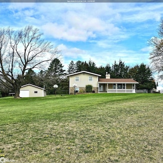 1445 170th St, Creston, IA 50801