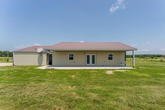 504 Brumback Rd, Seymour, MO 65746