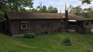 459 Pleasant Hill Rd, Wrightsville, PA 17368