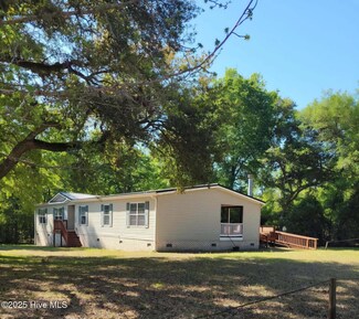 216 Creekwood Rd, Wilmington, NC 28411