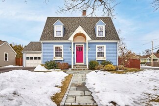 34 Rose Ave, Marblehead, MA 01945