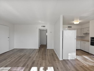 350 E Desert Inn Rd Unit H208, Las Vegas, NV 89109