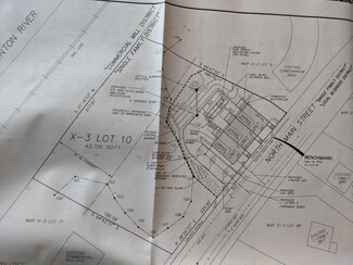 3820 N Main St, Fall River, MA 02720
