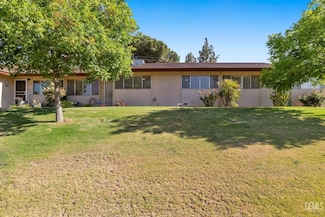2848 Summit Cir, Bakersfield, CA 93306