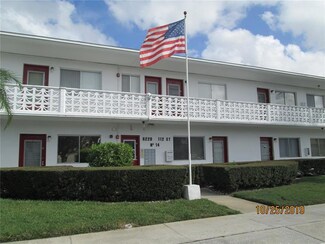8220 112th St Unit 102, Seminole, FL 33772