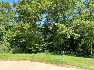 120 Kingsbury Ct, Jefferson City, MO 65109