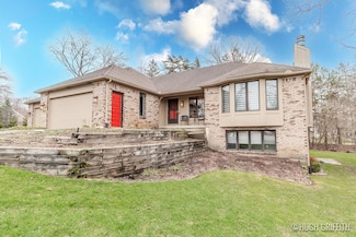 2376 Bob White Ct SE, Grand Rapids, MI 49546