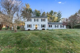 11 Louise Luther Dr, Cumberland, RI 02864