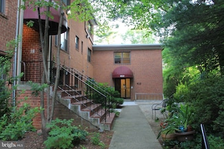 610 Kennebec Ave Unit 101, Takoma Park, MD 20912