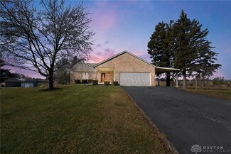 2641 Sarsi Dr, London, OH 43140