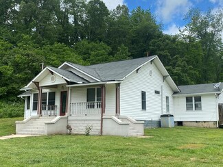 3911 Skyland Dr, Sylva, NC 28779
