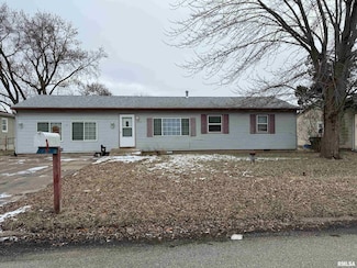4716 11th Street A, Moline, IL 61265