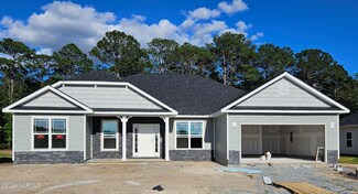 202 Bay Hill Dr, Goldsboro, NC 27534