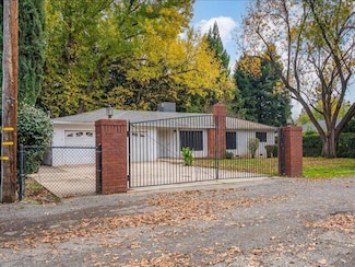 362 Revilo Dr, Redding, CA 96001