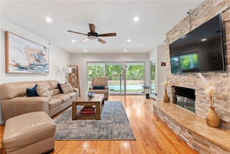 15936 Osborne St, North Hills, CA 91343