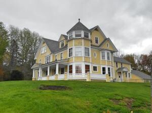 19 Prospect St, Wilton, ME 04294