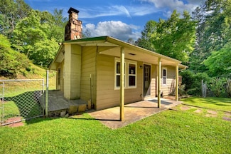 120 Old Hollow Rd, Blue Ridge, GA 30513